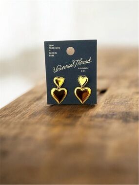 Universal Threads Gold Heart Dangle Earrings